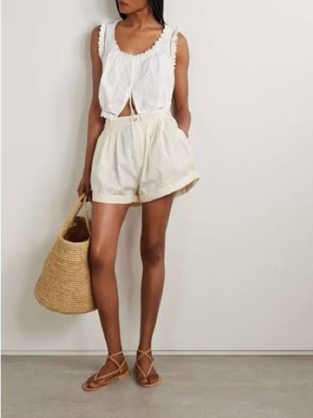 Doen Paige Shorts in Salt